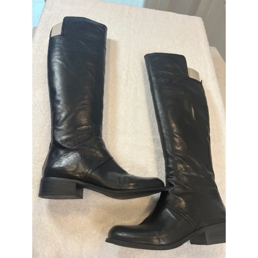 Nine West Noriko Black Knee-High Leather Riding Boots Women 7 M , Gently worn !